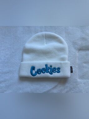 cookies white and blue beanie